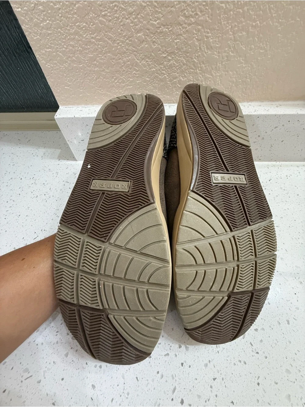 Roper Men’s 12D Brown Moc Toe Casual Shoes Woven Heel